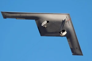 Mục đích của Mỹ khi trang bị thêm khoang chứa bom cho B-21 Raider