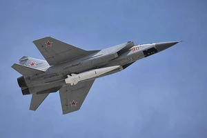 Israel lo sợ Iran nhận được công nghệ tên lửa siêu thanh Kinzhal