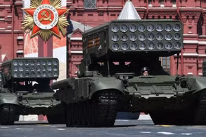 'Phải tiêu diệt TOS-1A trước khi tới vùng chiến sự'