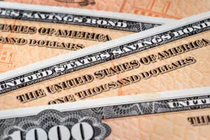 Trung Quốc bán tháo trái phiếu Mỹ trước chiến tranh thương mại