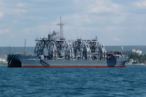 Tàu hải quân cổ nhất thế giới bị phá hủy sau cuộc tấn công của tên lửa Neptune?