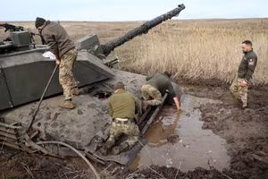 Anh cung cấp cho Kiev xe tăng Challenger 2 bị lỗi