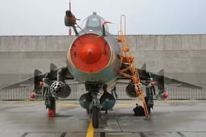 Chiến đấu cơ Su-17 Fitter của Không quân Liên Xô.