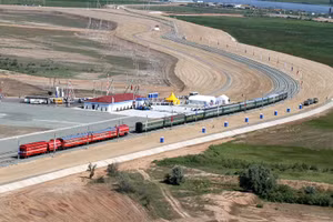 Hành lang vận tải Bắc - Nam phá thế phong tỏa của phương Tây