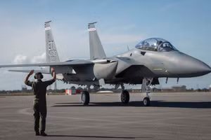 Tiêm kích F-15EX Eagle II 'hoàn thiện' đầu tiên của Mỹ đi vào hoạt động