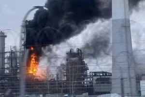 Tấn công hạ tầng năng lượng gây hậu quả lớn hơn lệnh trừng phạt