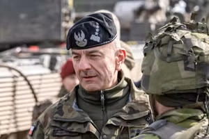 Ba Lan triển khai một sư đoàn cơ giới áp sát Kaliningrad