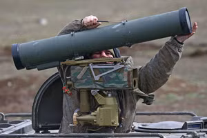 Tên lửa Kornet đánh bại mọi xe tăng phương Tây