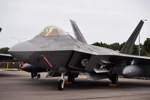 Nguyên nhân bất ngờ khiến Mỹ loại biên sớm hàng chục F-22 Raptor