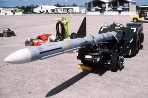 Tiêm kích Ukraine sẽ sử dụng tên lửa không chiến đặc biệt của Mỹ?