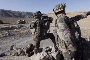 Quân Pháp đã có mặt tại Slavyansk cùng 15 pháo CAESAR?