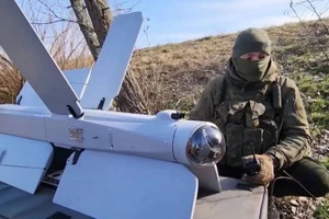 Quân đội Ukraine mổ xẻ UAV cảm tử Lancet