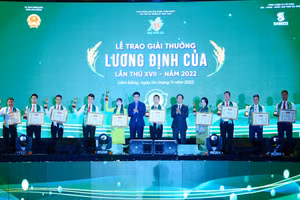 32 nhà nông trẻ xuất sắc được nhận Giải thưởng Lương Định Của năm 2022