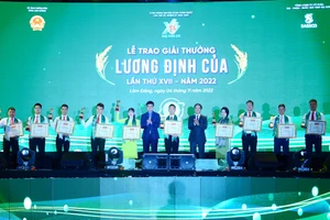 32 nhà nông trẻ xuất sắc được nhận Giải thưởng Lương Định Của năm 2022