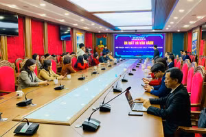 Lễ ra mắt và vận hành phòng điều hành giáo dục thông minh.