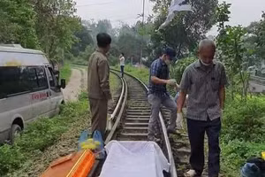 Hiện trường vụ tai nạn khiến nam thanh niên tử vong.