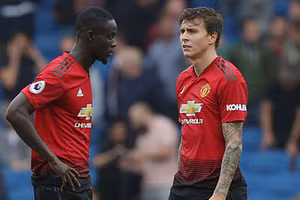 Lindelof và Eric Bailly được cho là không còn tương lai ở Old Trafford.
