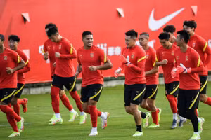 Tuyển Trung Quốc sẽ tái đấu Việt Nam trên sân Mỹ Đình vào ngày mồng 1 Tết âm lịch.