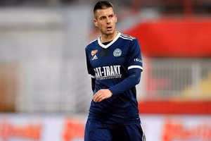 Tiền đạo cánh trái Djuro Zec mang quốc tịch Serbia gia nhập Hà Nội FC.