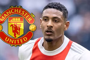 Tiền đạo Sebastien Haller không tới MU như đồn đoán.