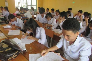 Học sinh Sóc Trăng trong giờ học Toán