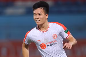 Hoàng Đức được nhiều đội bóng lớn quan tâm.