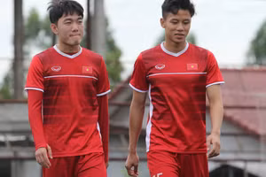 Xuân Trường, Quế Ngọc Hải lọt Top những cầu thủ nội nhận lót tay cao nhất V-League.