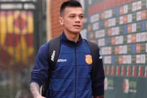 Hữu Tuấn đón bằng huấn luyện viên trong thời gian không thi đấu.