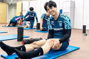 Công Phượng gặp chấn thương ở Nhật Bản.