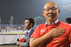 Mức lương của HLV Park Hang-seo hiện chỉ trên dưới 10.000 USD/tháng.