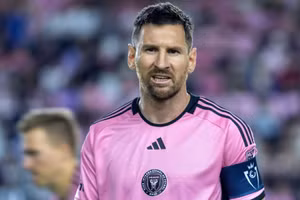 Giá vé xem Messi thi đấu liên tục tăng qua mỗi vòng đấu.