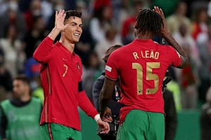  Ronaldo chính là thần tượng của Rafael Leao.