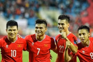 Chiến thắng của tuyển Việt Nam trước Philippines được báo chí ngợi khen.