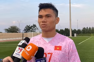 Phạm Xuân Mạnh thận trọng trước trận gặp Indonesia.