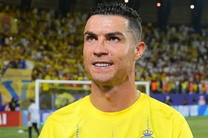 C.Ronaldo giúp Al Nassr chiêu mộ ngôi sao của MU.