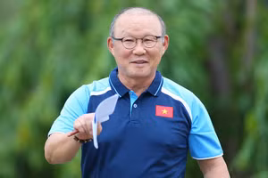 HLV Park Hang Seo có cơ hội dẫn dắt Hoàng Anh Gia Lai mùa giải 2024/2025.