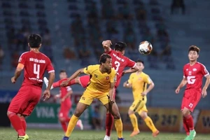 CLB Thể Công Viettel làm khách trên của Hải Phòng ở vòng 12 V-League.