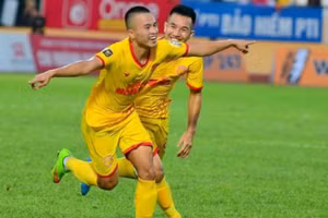 Lê Sỹ Minh gia nhập Bắc Ninh FC ở giải hạng Nhì.