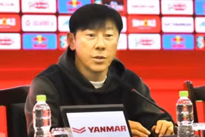 HLV Shin Tae Yong hài lòng về trận thắng Việt Nam.