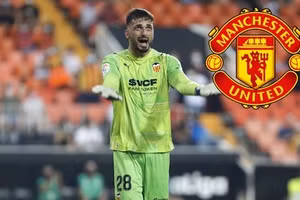 Thủ môn Giorgi Mamardashvili lọt tầm ngắm của Man United, Bayern và Atletico Madrid.