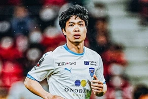 Công Phượng tiếp tục gắn bó với Yokohama FC tới năm 2026.