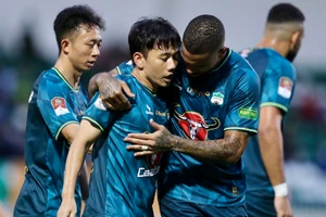 Hoàng Anh Gia Lai hội quân chuẩn bị cho vòng 9 V-League.