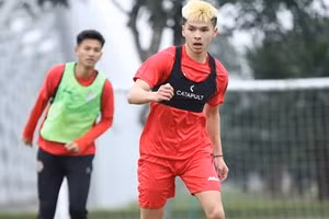  Danny Reid gia nhập câu lạc bộ PVF-CAND.