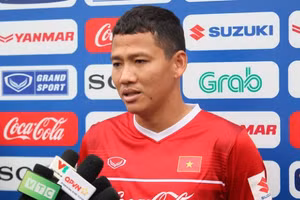 Cựu tiền đạo Anh Đức ủng hộ cách làm của HLV Philippe Troussier.