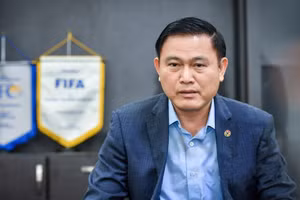 VFF tích cực tìm người thay thế ông Troussier.