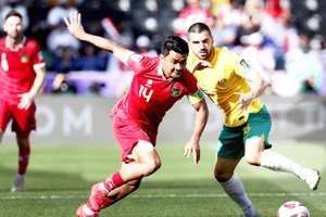  Australia thắng đậm Indonesia ở vòng 1/8 Asian Cup.