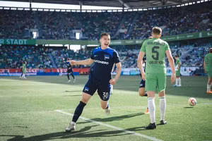 Tiền đạo Việt kiều Ibrahim Maza hiện đang chơi bóng ở Bundesliga.