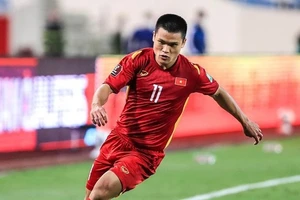 Tuấn Hải nhận lót tay kỷ lục khi ở lại Hà Nội FC.