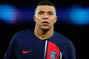 PSG nhắm ai thay thế Mbappe?