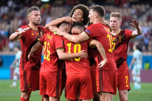 Trận Bỉ - Slovakia được dự báo sẽ có nhiều siêu phẩm bàn thắng.